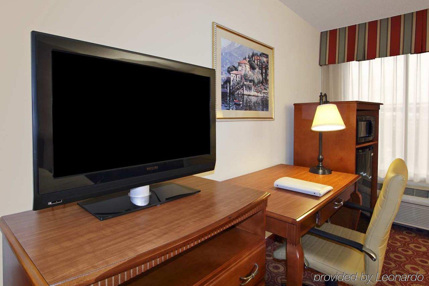 Hampton By Hilton Austin South - I-35 & Ben White Otel Dış mekan fotoğraf
