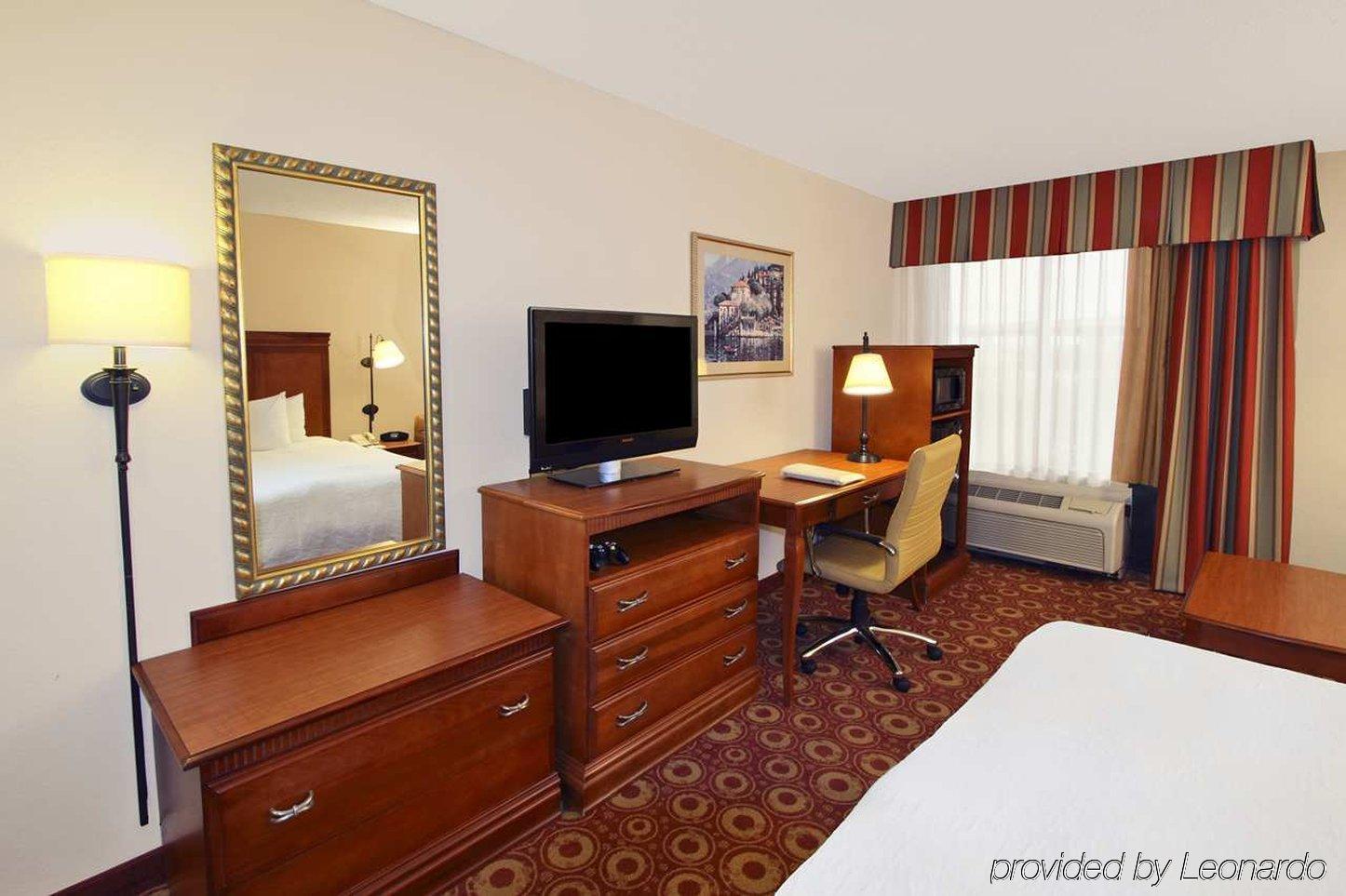 Hampton By Hilton Austin South - I-35 & Ben White Otel Dış mekan fotoğraf